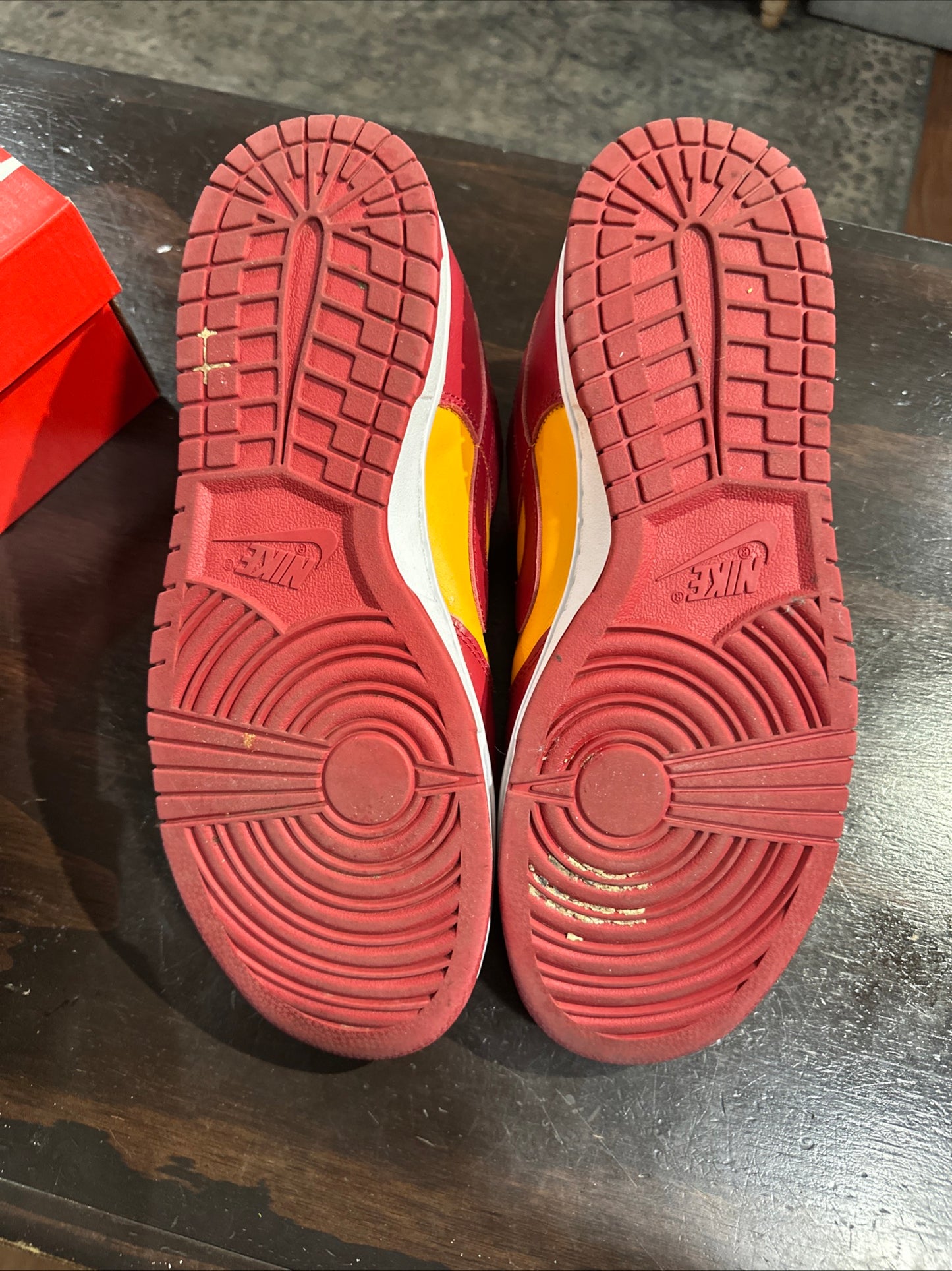 *USED* Dunk Low USC (Size 11)