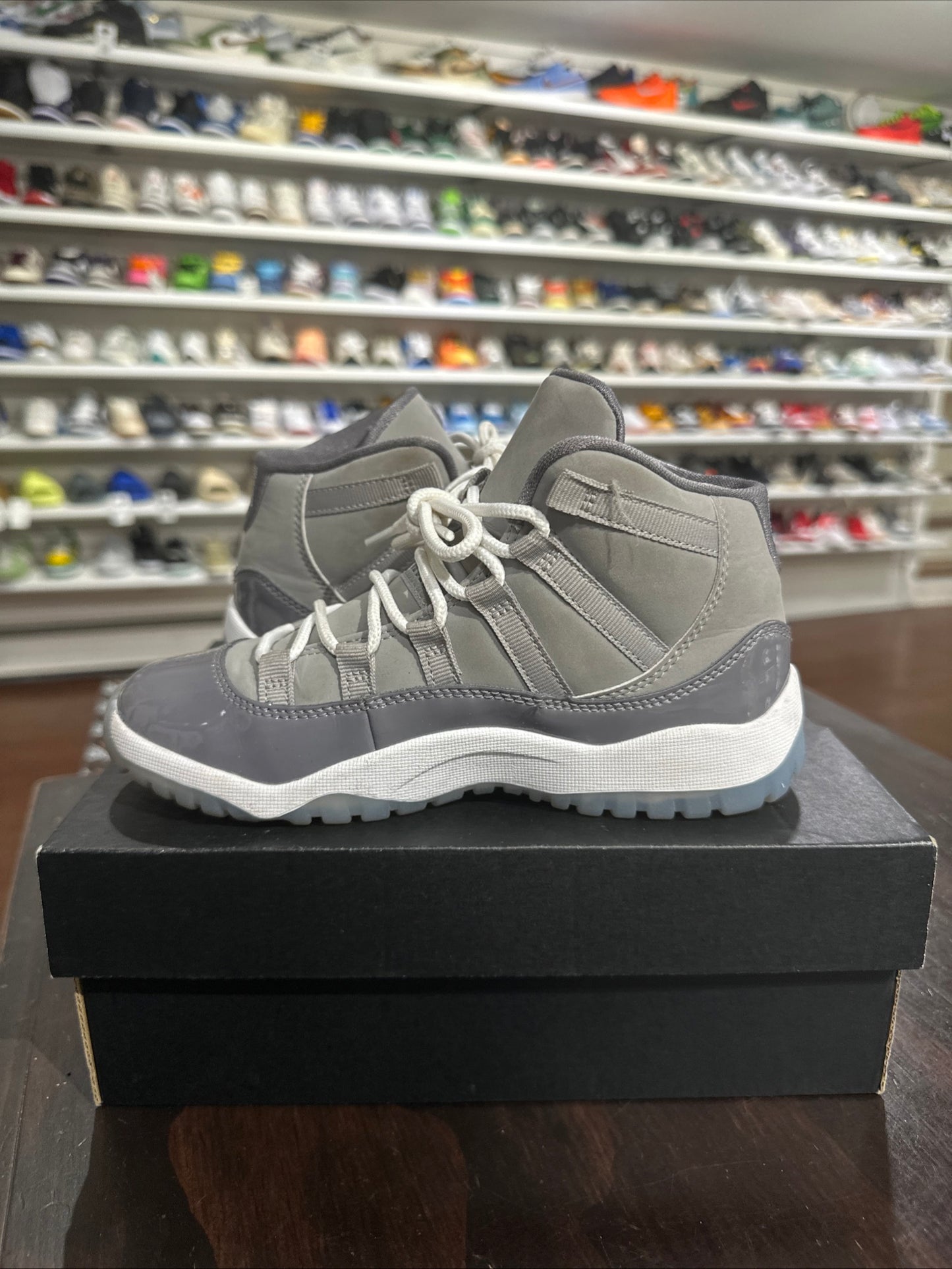 *USED* Jordan 11 Cool Grey (SIZE 1Y)