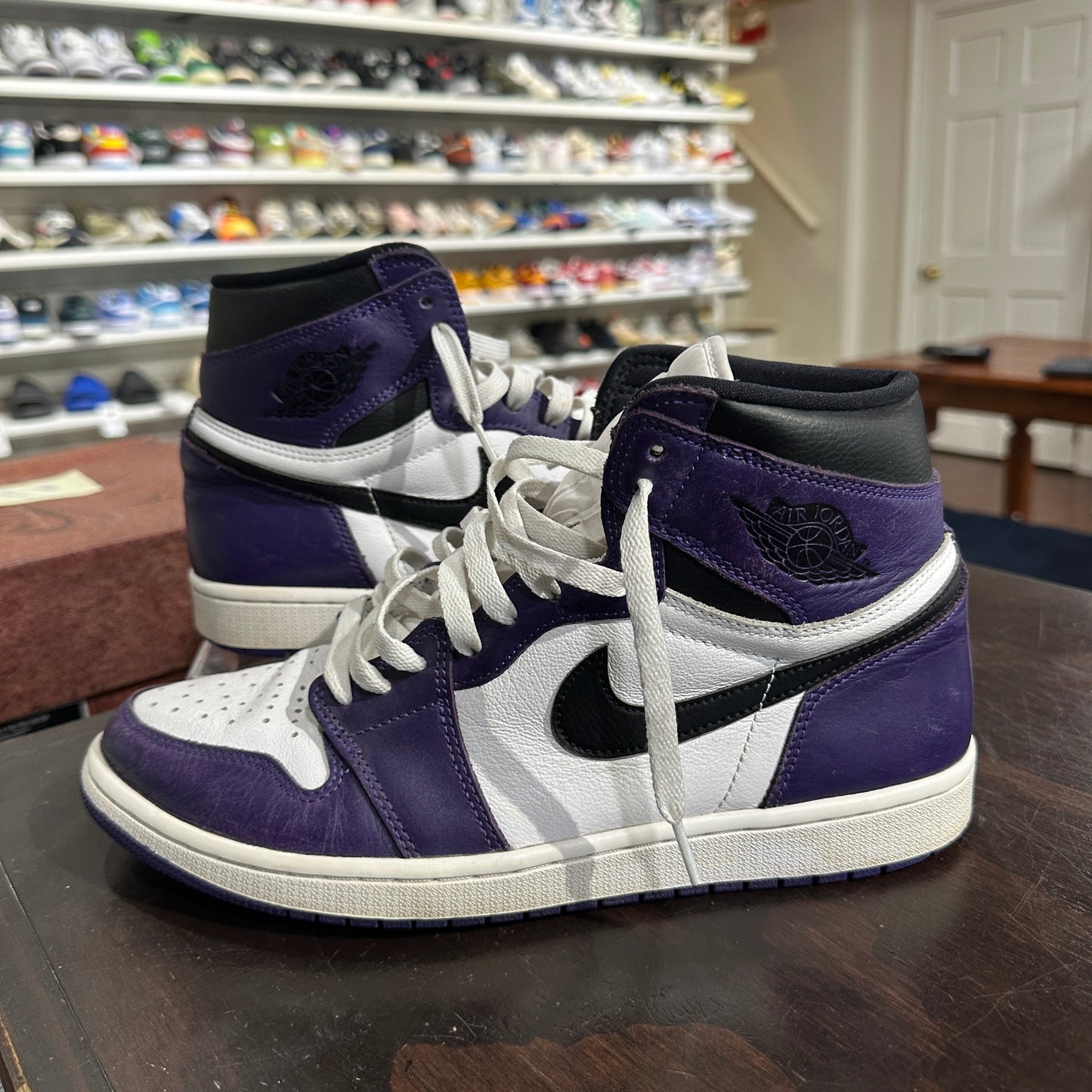 *USED* Jordan 1 Court Purple (size 11)