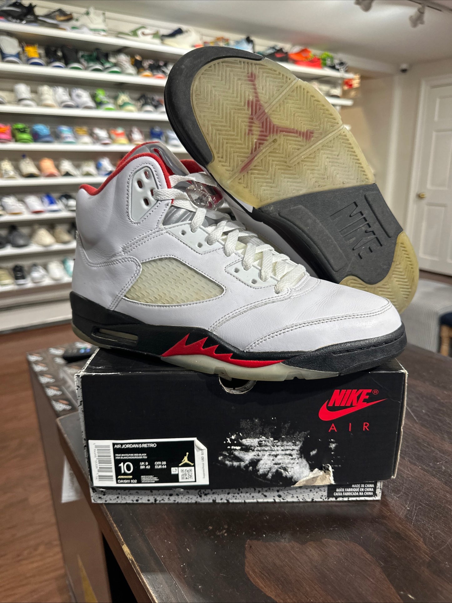 *USED* Jordan 5 Fire Red (size 10)