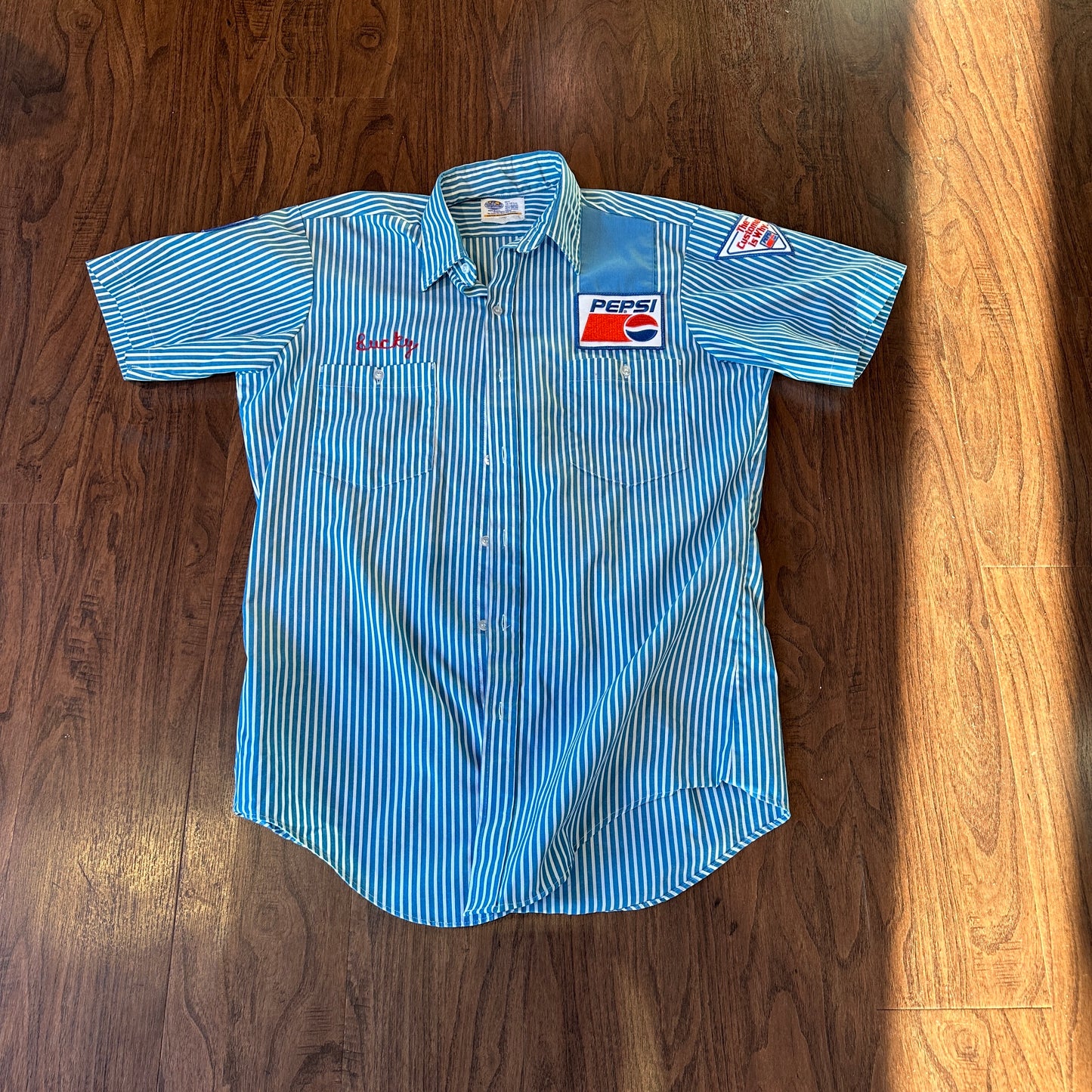 *VINTAGE* Pepsi Worker Button Up Shirt (FITS MEDIUM)