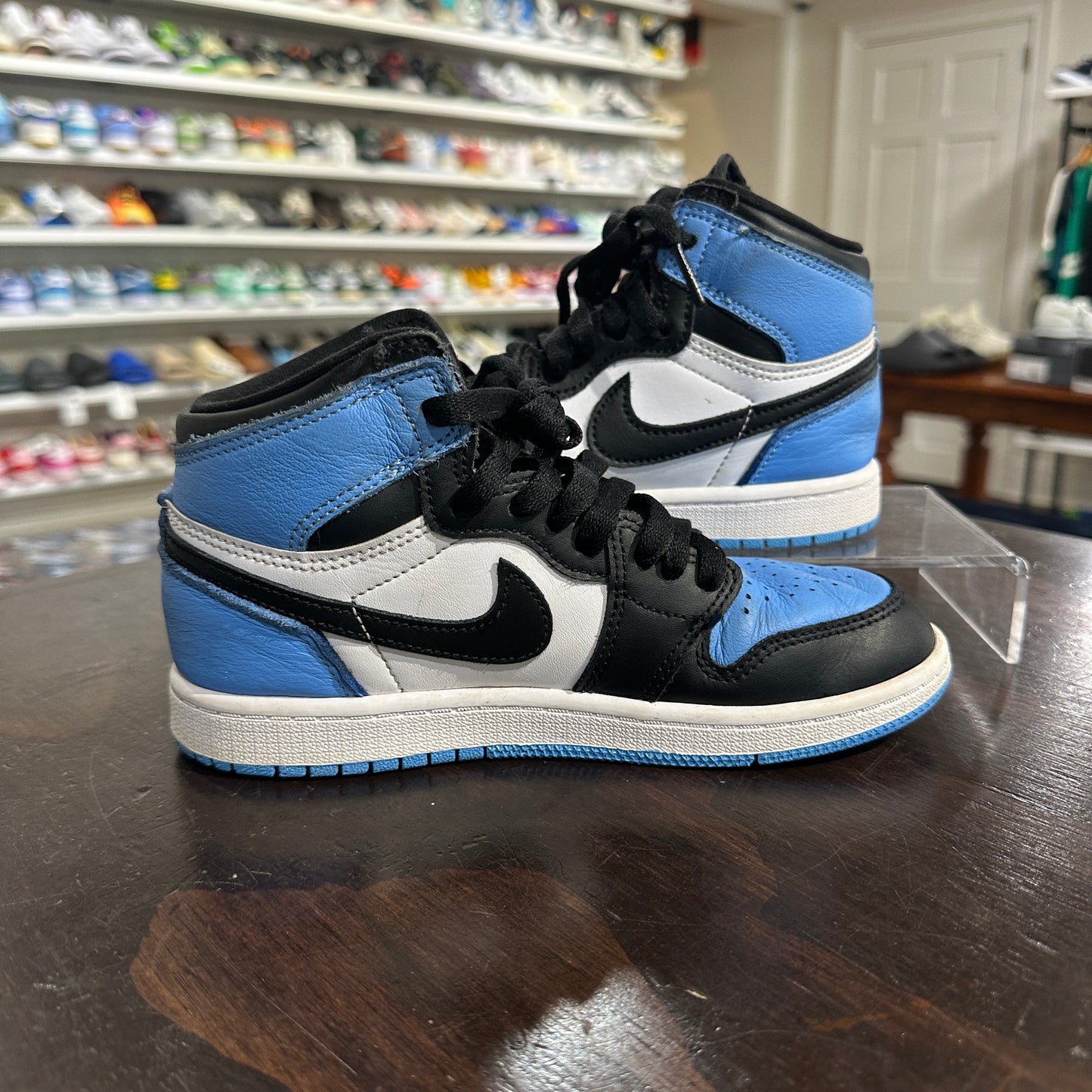 *USED* Air Jordan 1 UNC Toe (SIZE 1.5Y)