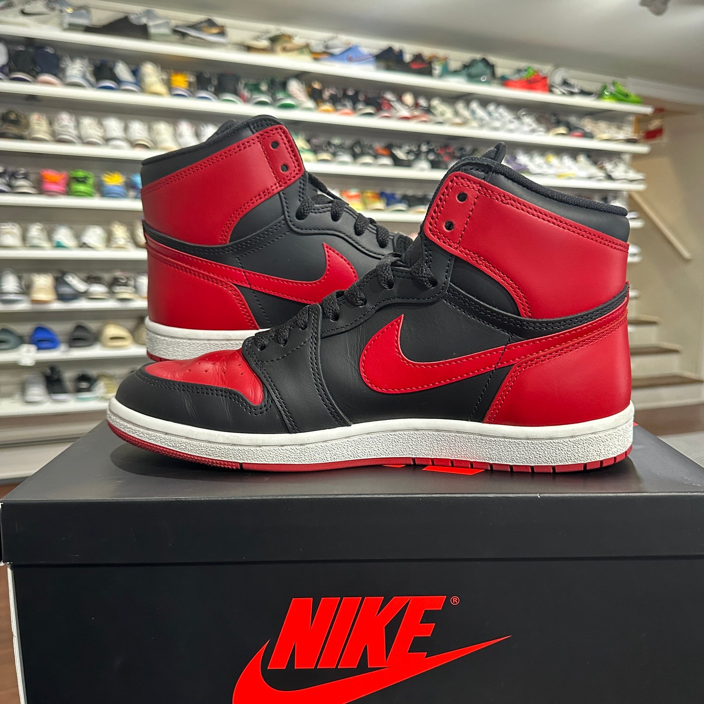 *USED* Jordan 1 Bred 2025 (Size 11)