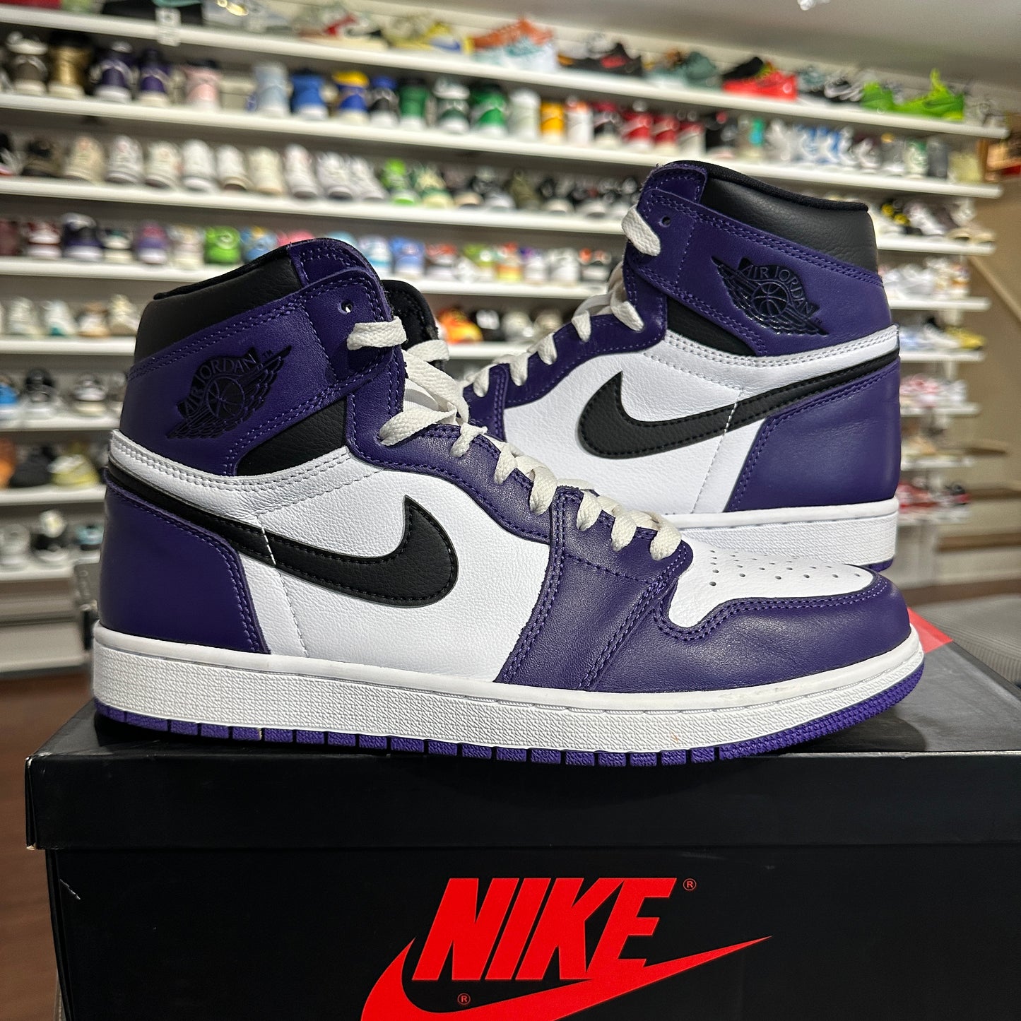 *USED* Air Jordan 1 High Court Purple (Size 10)