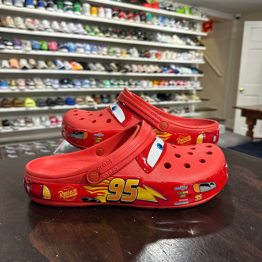 Crocs Classic Clog Lightning McQueen Cars (LIGHT UP)(MINOR SCRATCH)