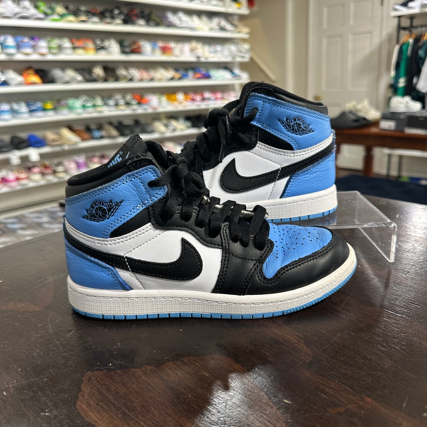 *USED* Air Jordan 1 UNC Toe (SIZE 1.5Y)