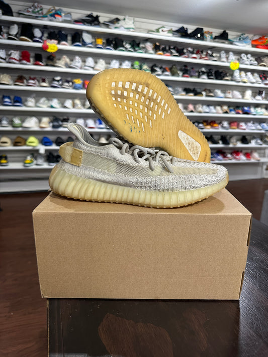 *USED* Yeezy 350 Lights (Size 8)