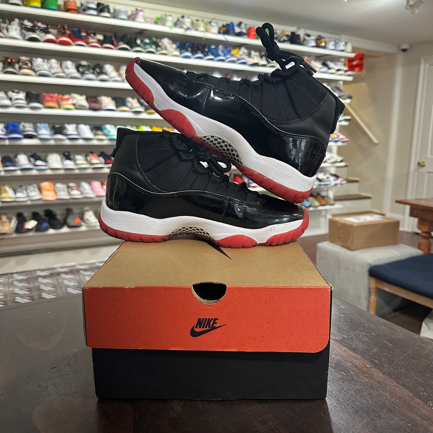 *USED* Air Jordan 11 Playoff Bred (2019) (size 8)