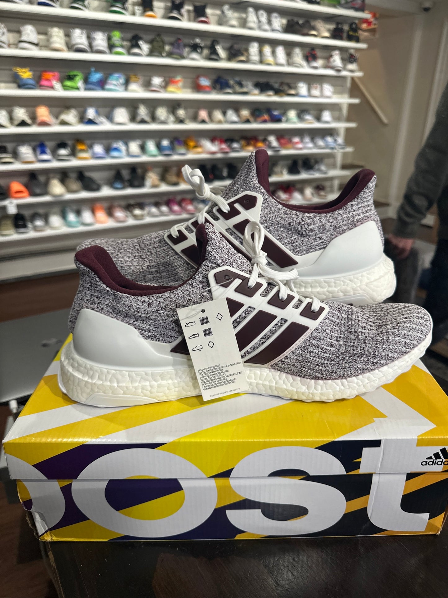 *USED* Adidas Ultra Boost Burgundy (SIZE 13)