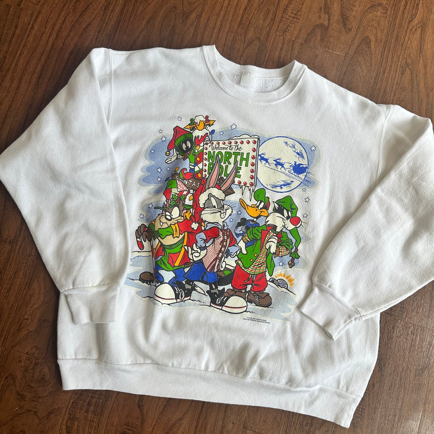 *VINTAGE* Looney Tunes North Pole Crew Neck (FITS MEDIUM)