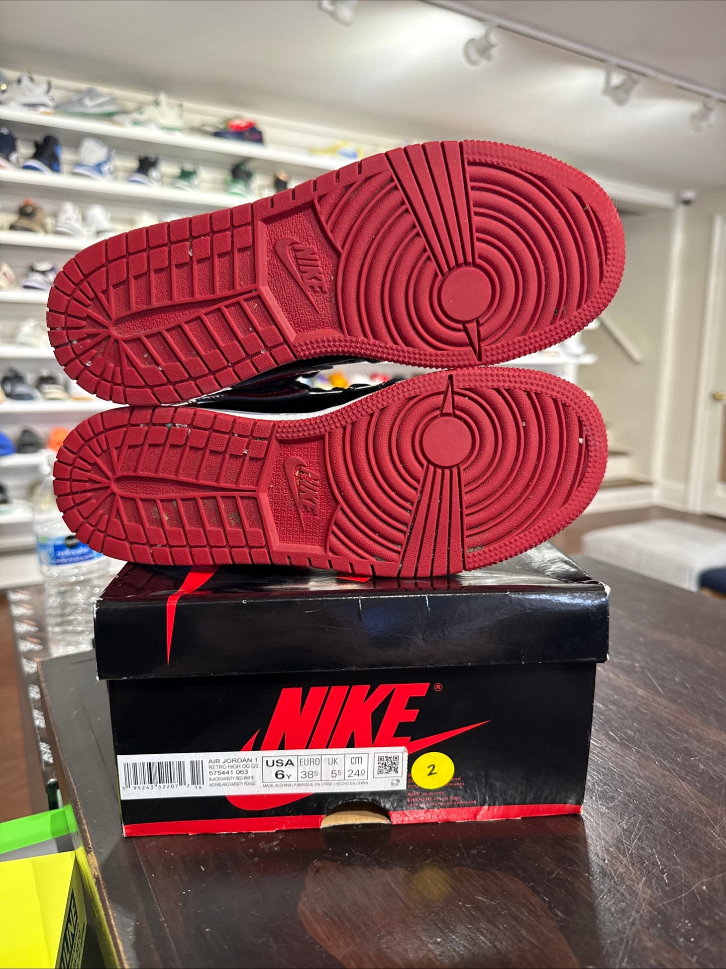 *USED* Jordan 1 Patent Bred (Size 6y)