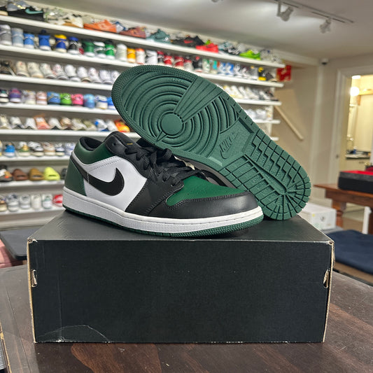 *USED* Air Jordan 1 Low Green Toe (SIZE 11.5)