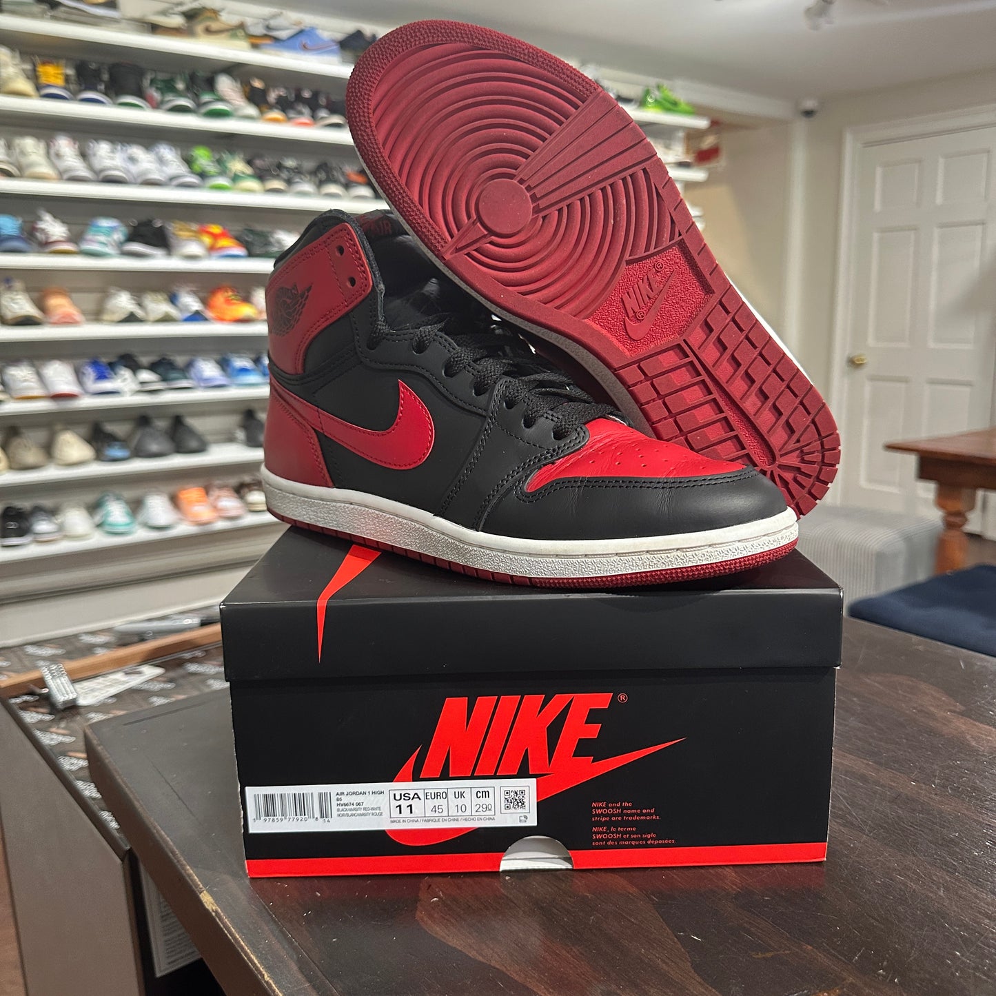 *USED* Jordan 1 Bred 2025 (Size 11)