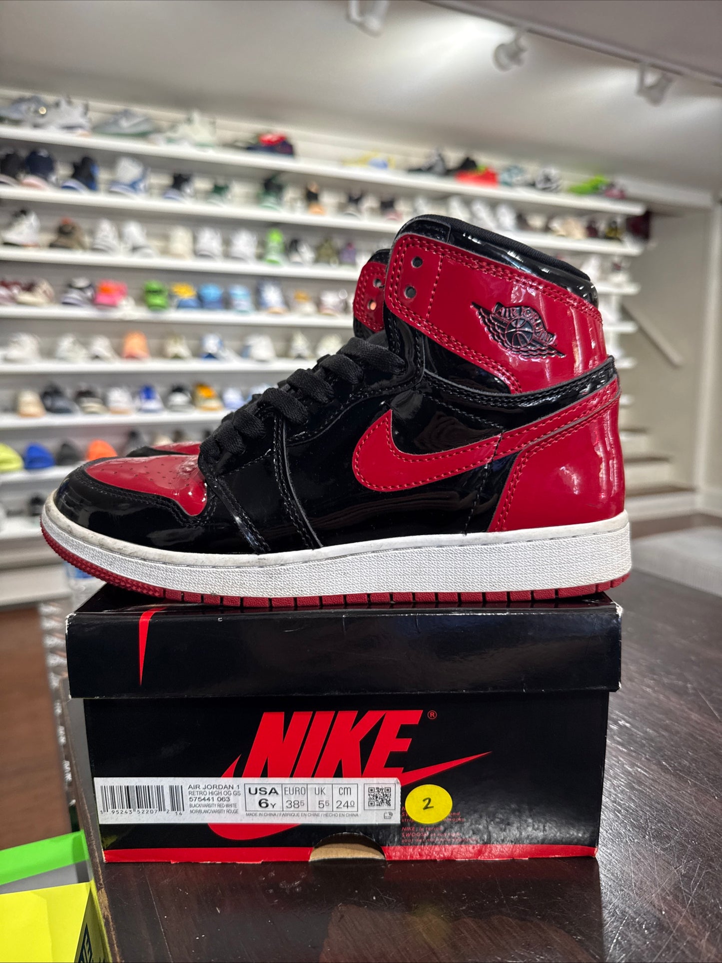 *USED* Jordan 1 Patent Bred (Size 6y)