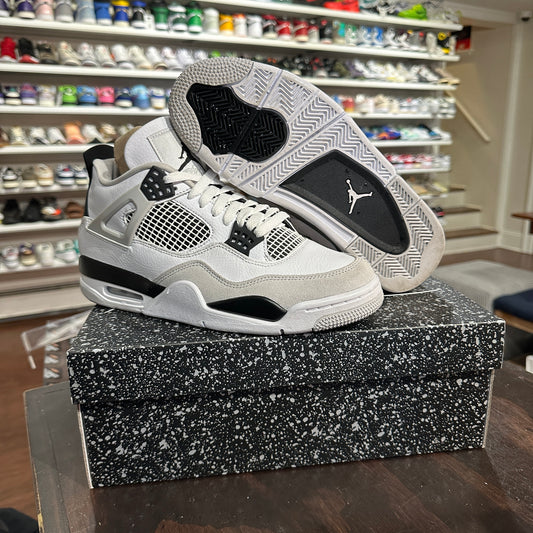 *USED* Jordan 4 Military Black (SIZE 9)