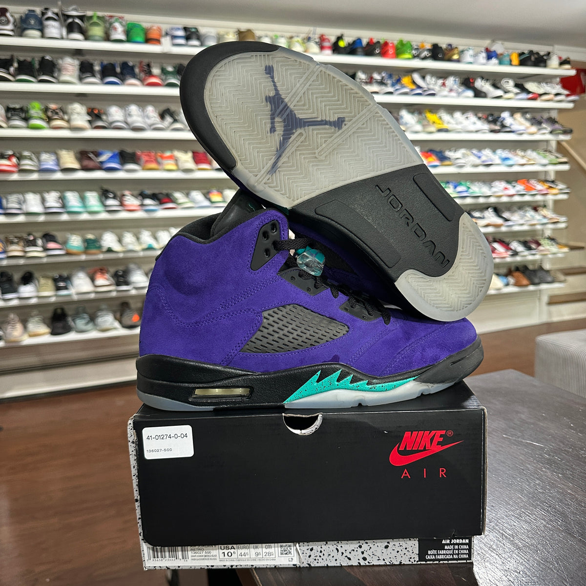Jordan 5 Retro Alternate Grape Size 10 USED* Jordan 5 Retro Alternate Grape (Size 10.5) – Sports  main image 2