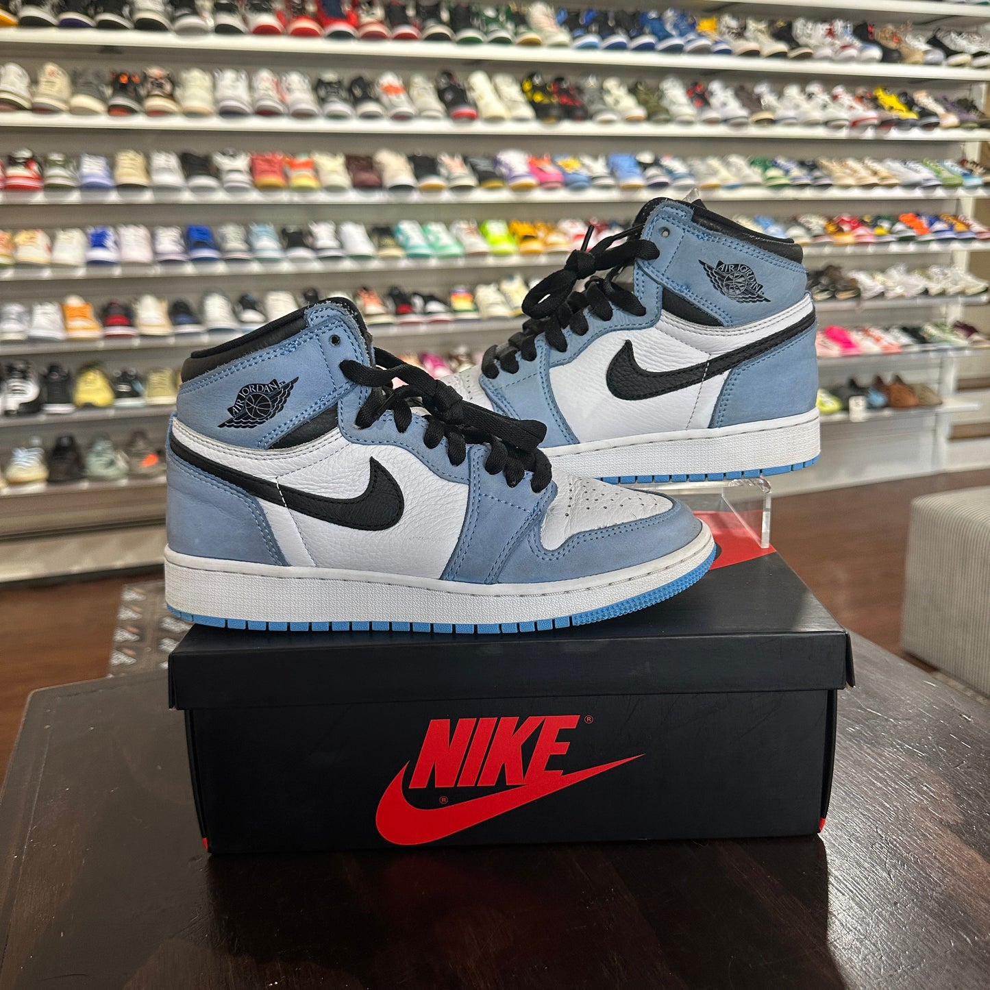 *USED* Air Jordan 1 High UNC University Blue (Size 5Y)