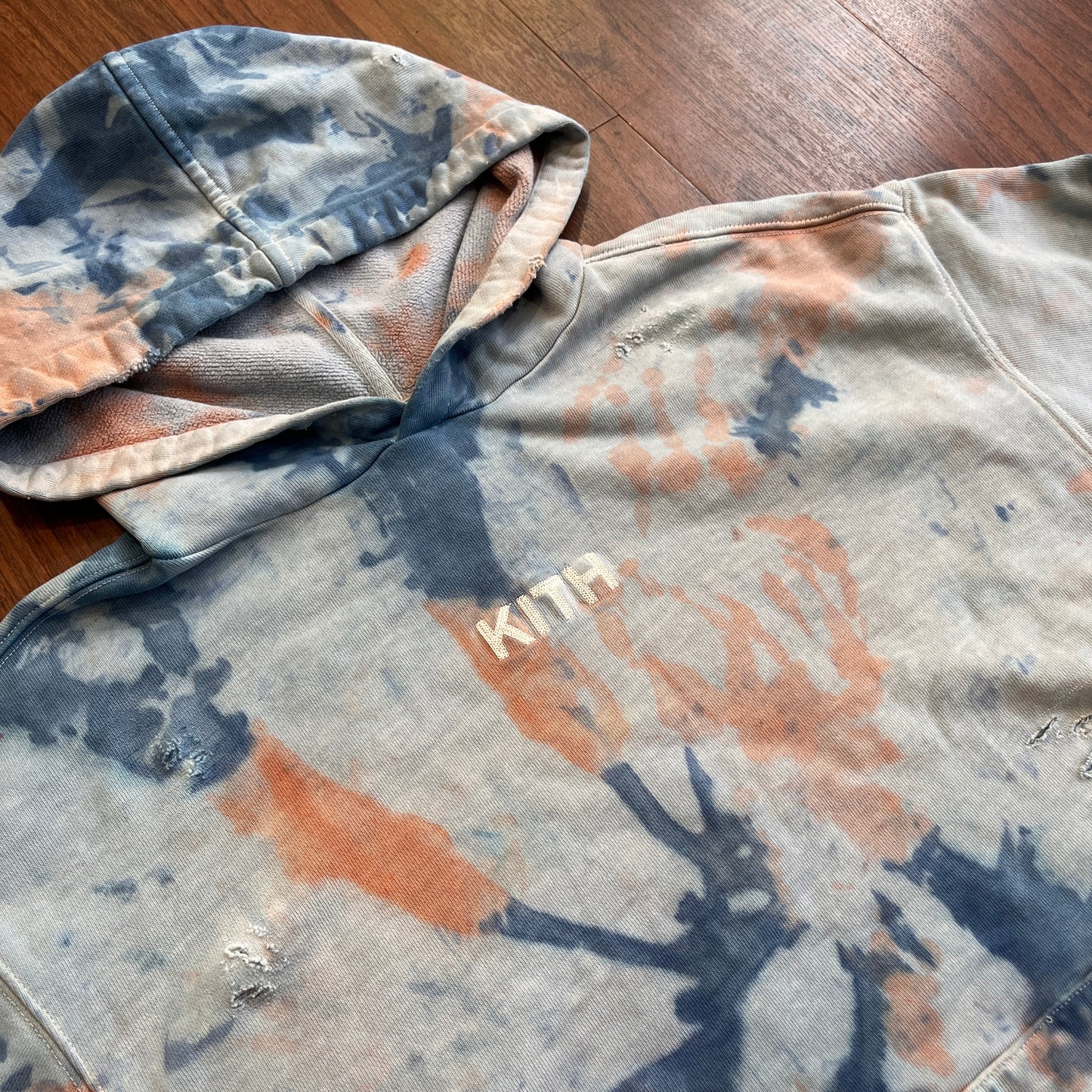 (USED) Kith Embroidered Logo Tie Dye Distressed Hoodie (size Small)