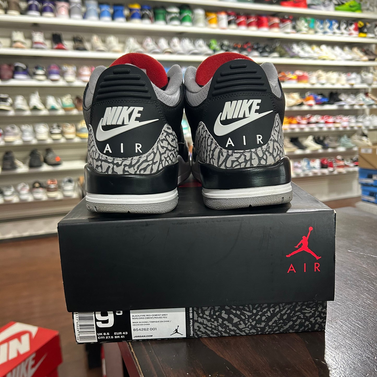 *USED* Jordan 3 Black Cement (2018) (Size 9.5)