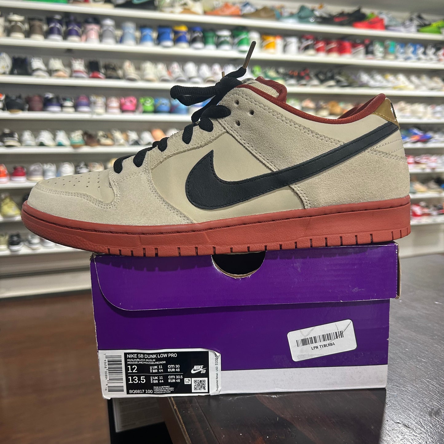 *USED Nike SB dunk low Hennessy (Size 12)