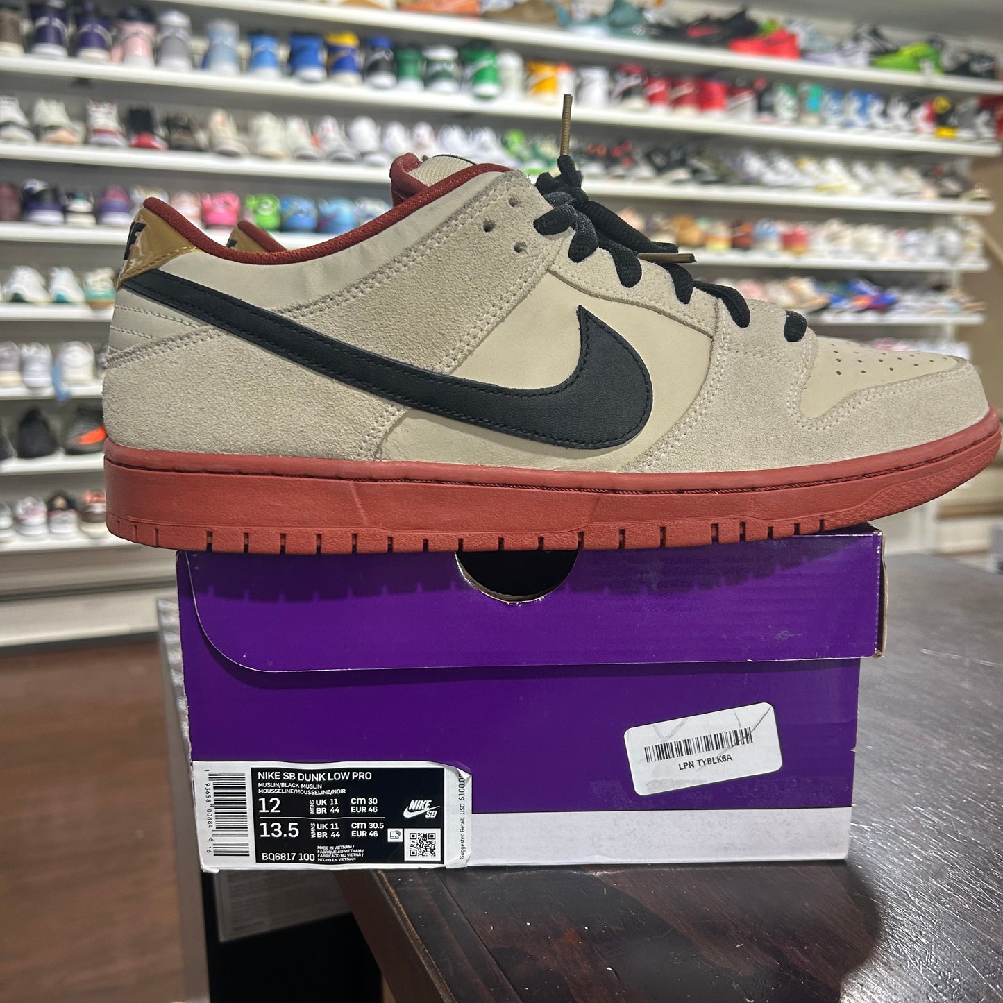 *USED Nike SB dunk low Hennessy (Size 12)