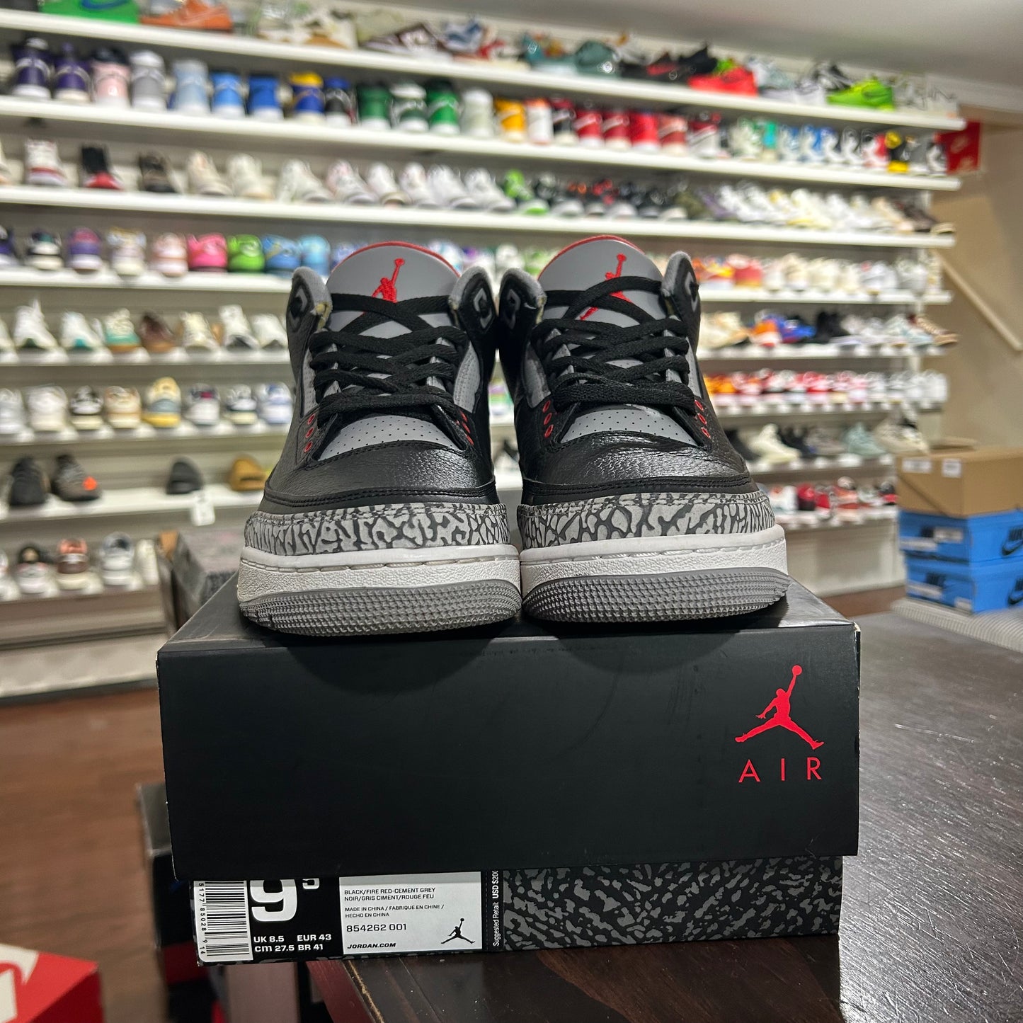 *USED* Jordan 3 Black Cement (2018) (Size 9.5)