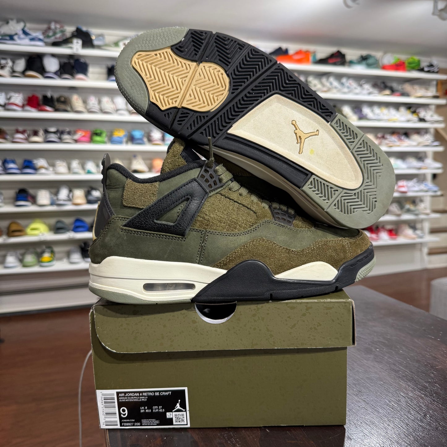 *USED* Jordan 4 Olive Craft (SIZE 9)