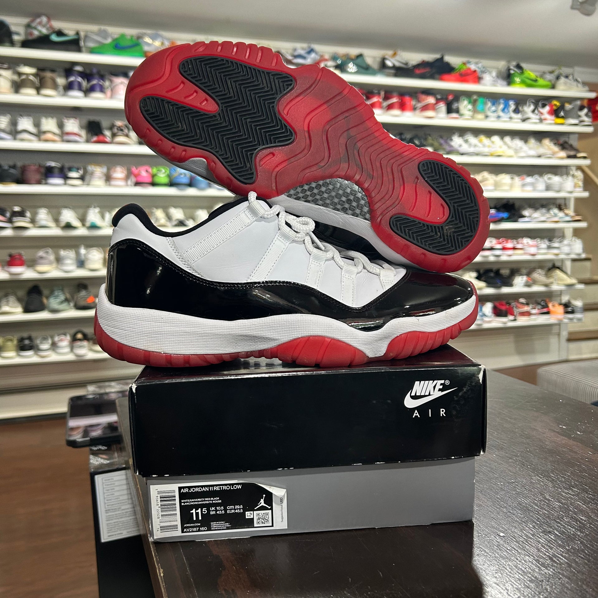Jordan 11 concord breds Athletic Shoes - White, Black, Red Jordan 11 Retro Low Concord Bred (PS) (Pre-Owned) – The  main image 3