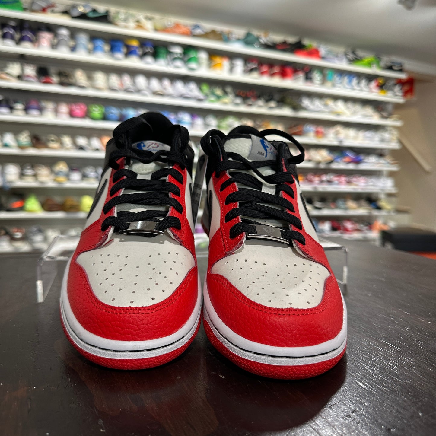 *USED* Dunk low Chicago EMB (Size 6Y)