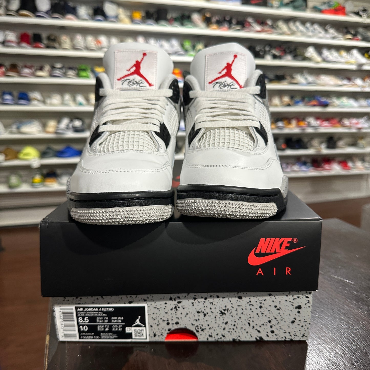 *USED* Jordan 4 White Cement (Size 8.5)