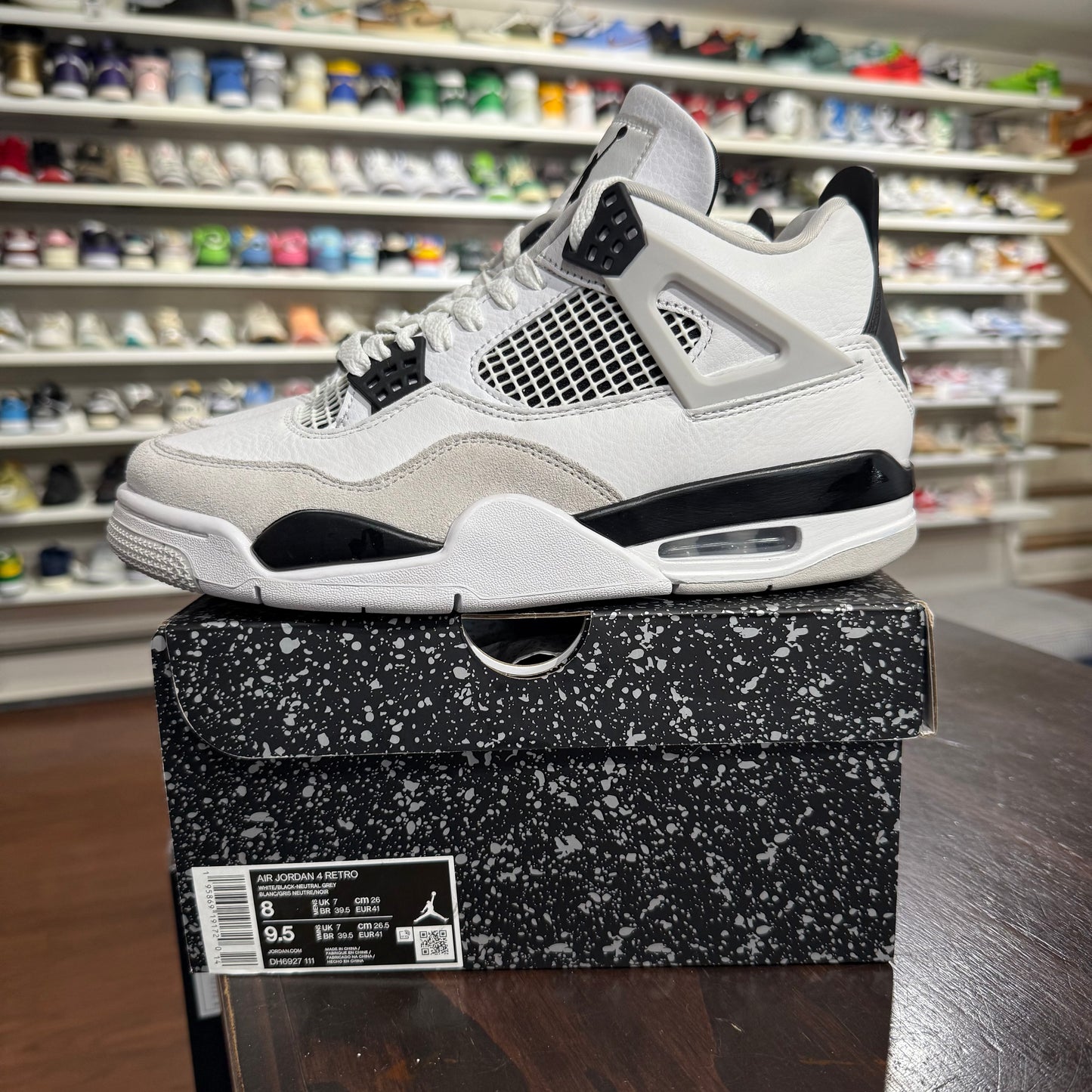 *USED* Jordan 4 Military Black (Size 8)