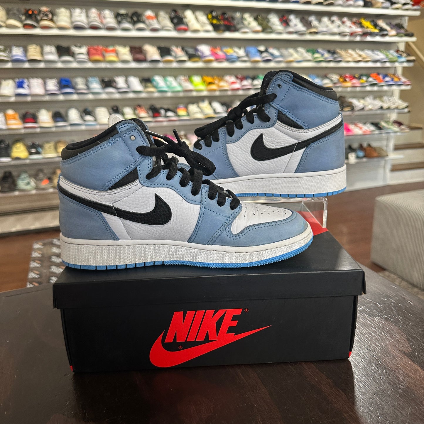 *USED* Air Jordan 1 High UNC University Blue (Size 5Y)