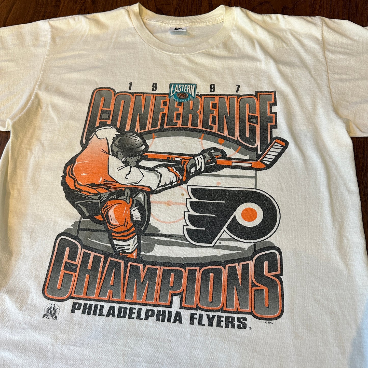 *VINTAGE* 1997 Philadelphia Flyers Eastern Conference (FITS LARGE)