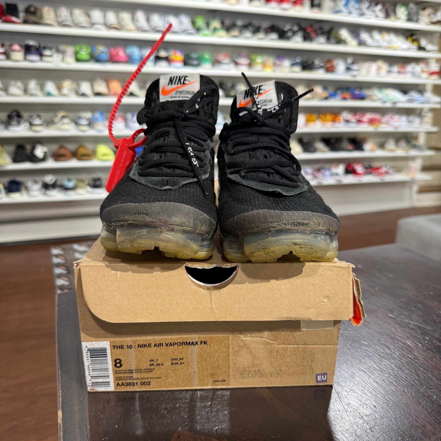 *USED* Nike Air Vapormax Off-White Black (Size 8)