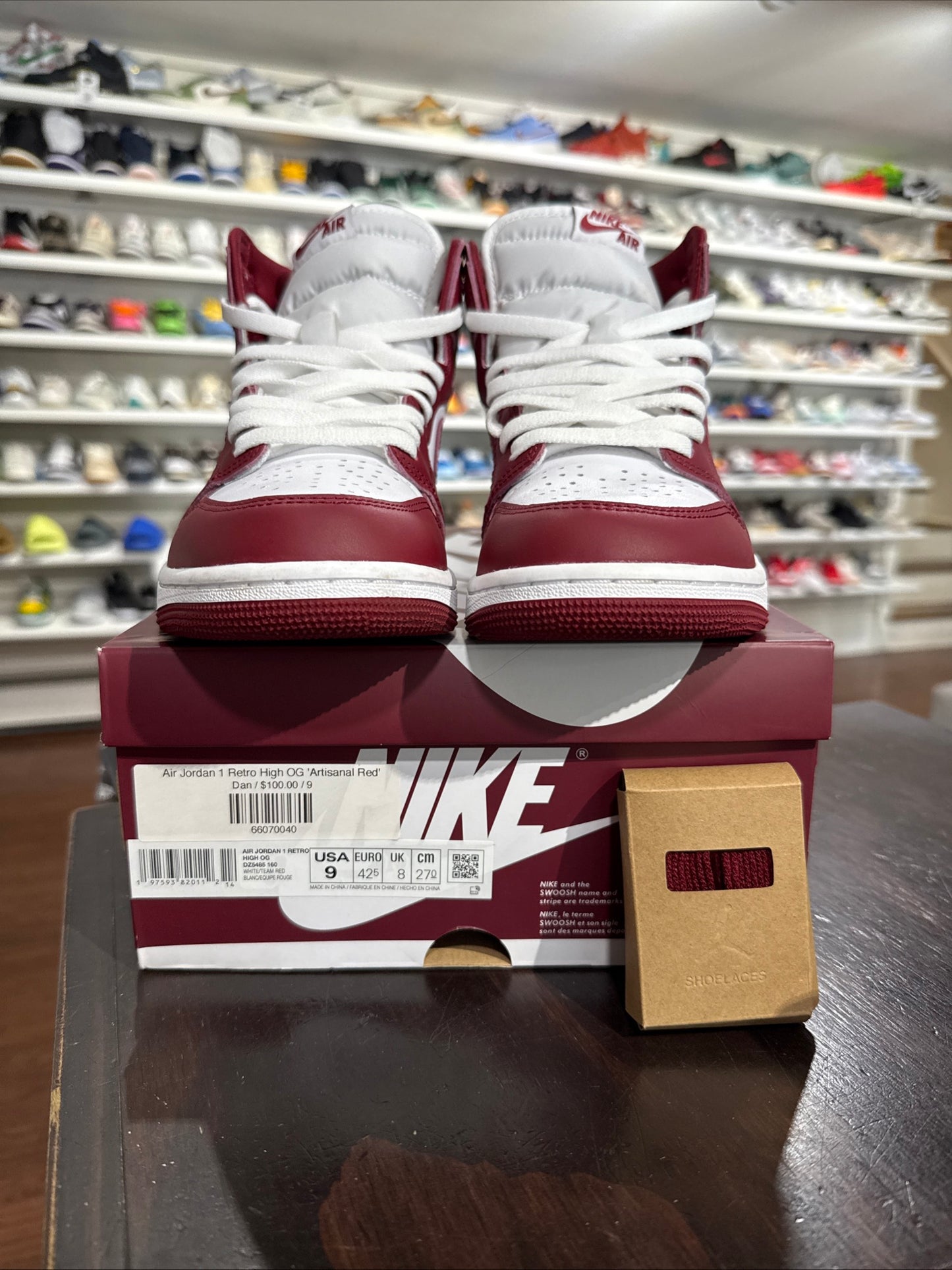 *USED* Jordan 1 Artisanal Red (Size 9)