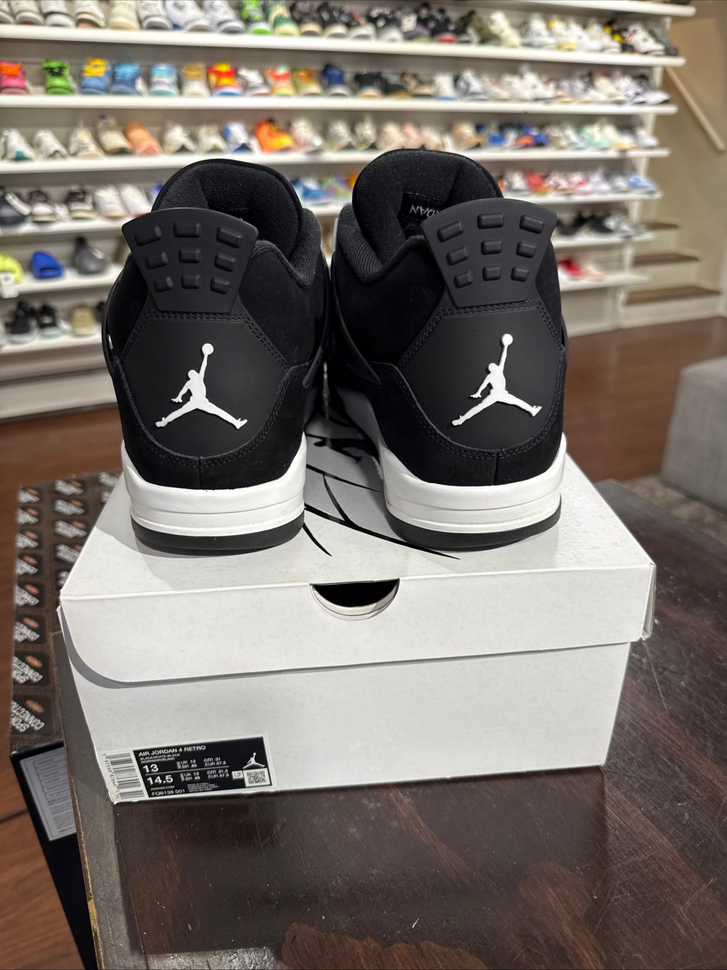 *USED* Jordan 4 White Thunder (SIZE 13)