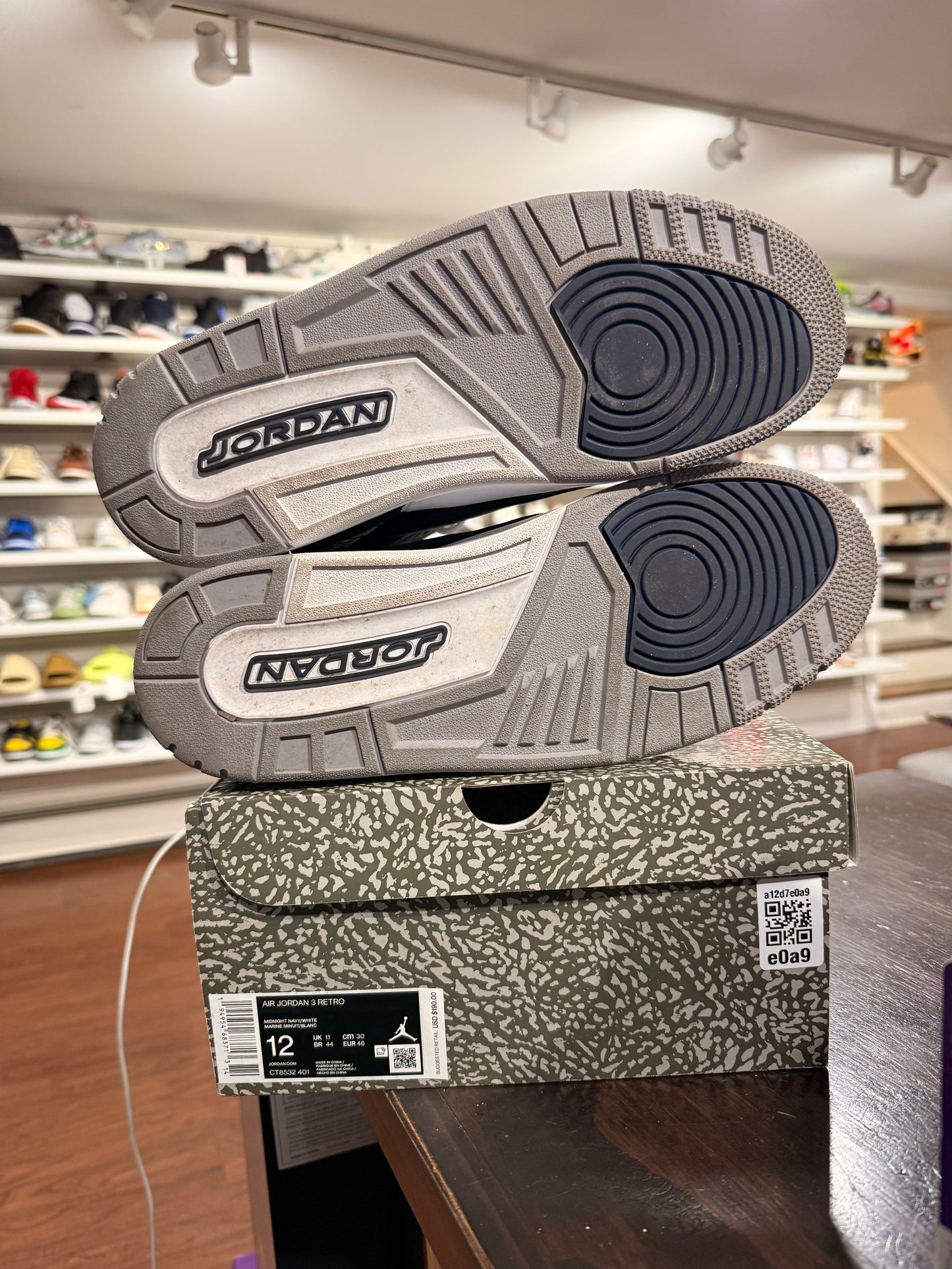 *USED* Jordan 3 Georgetown (Size 12)