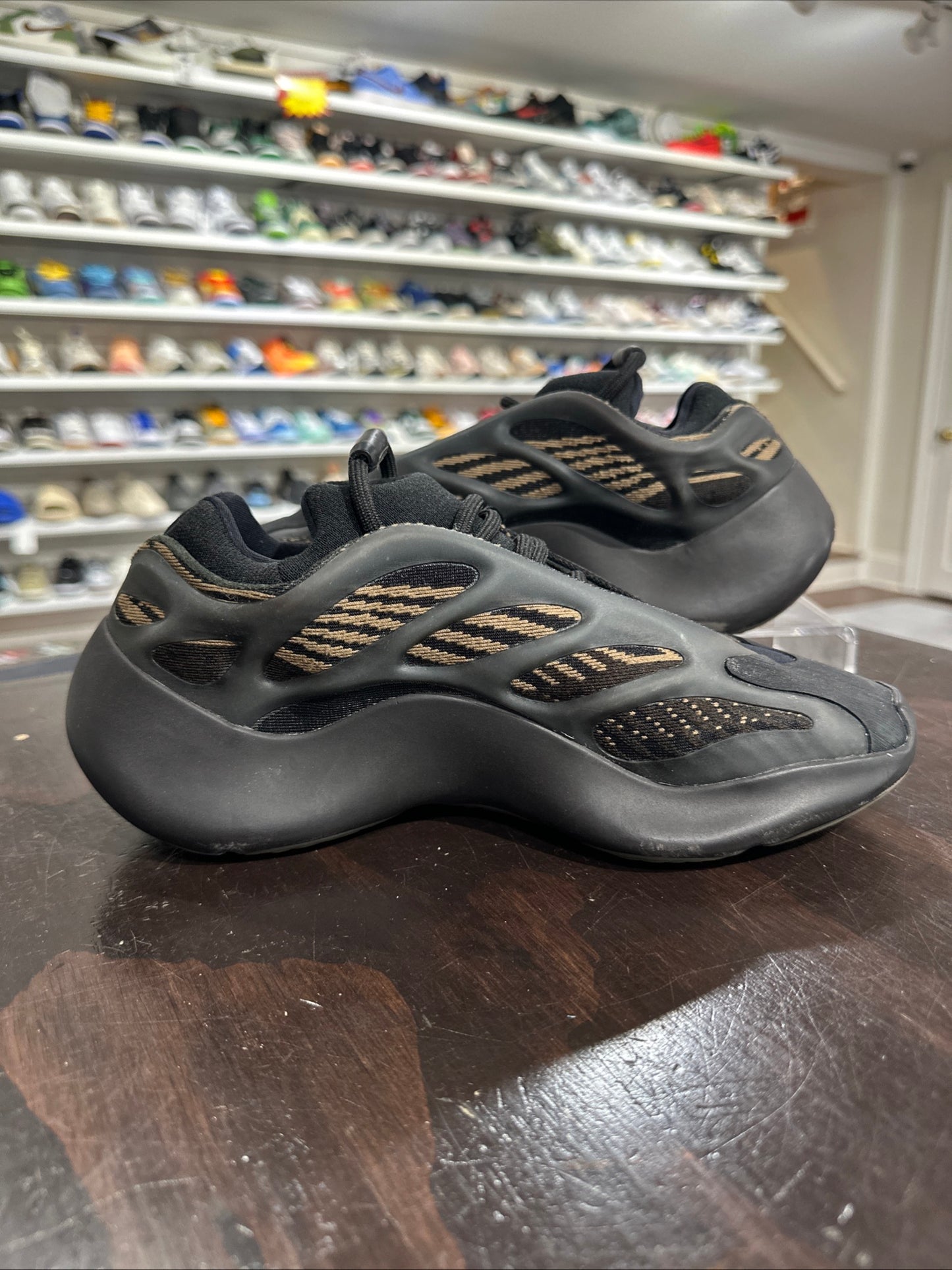 *USED* Yeezy 700 v3 Clay Brown (SIZE 6.5)