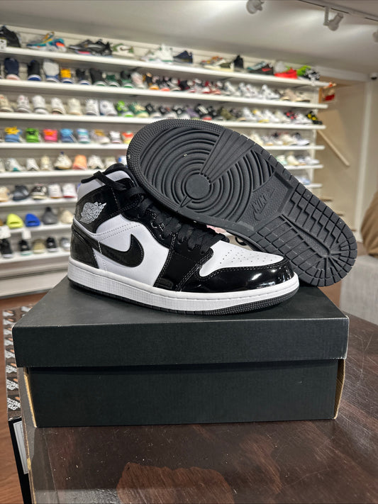 *USED* Jordan 1 Mid Carbon Fiber (SIZE 9)