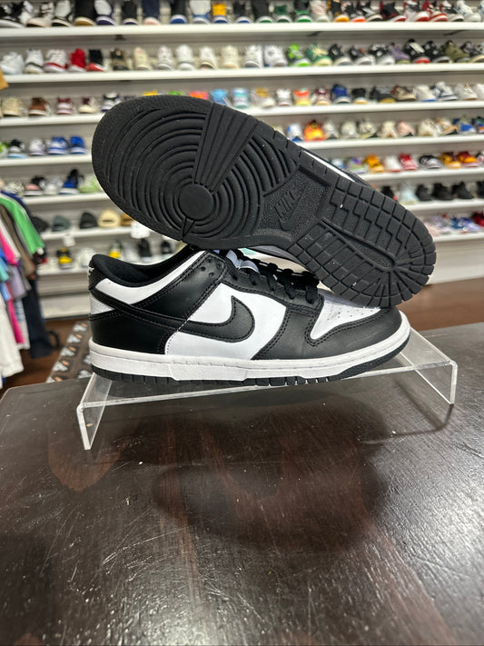 *USED* Nike Dunk Panda gs (4.5Y)