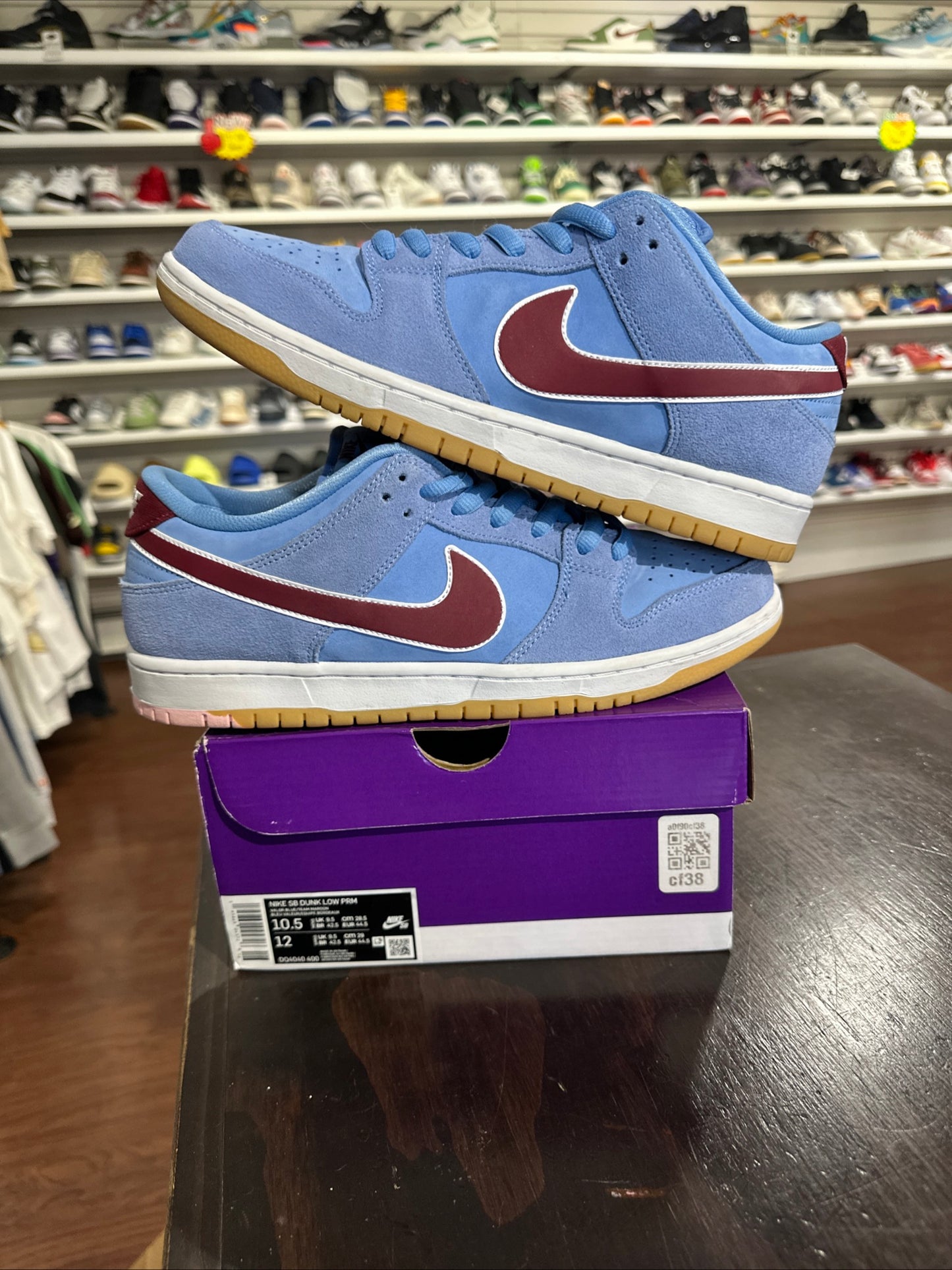*USED* Nike Sb Phillies (Size 10.5)