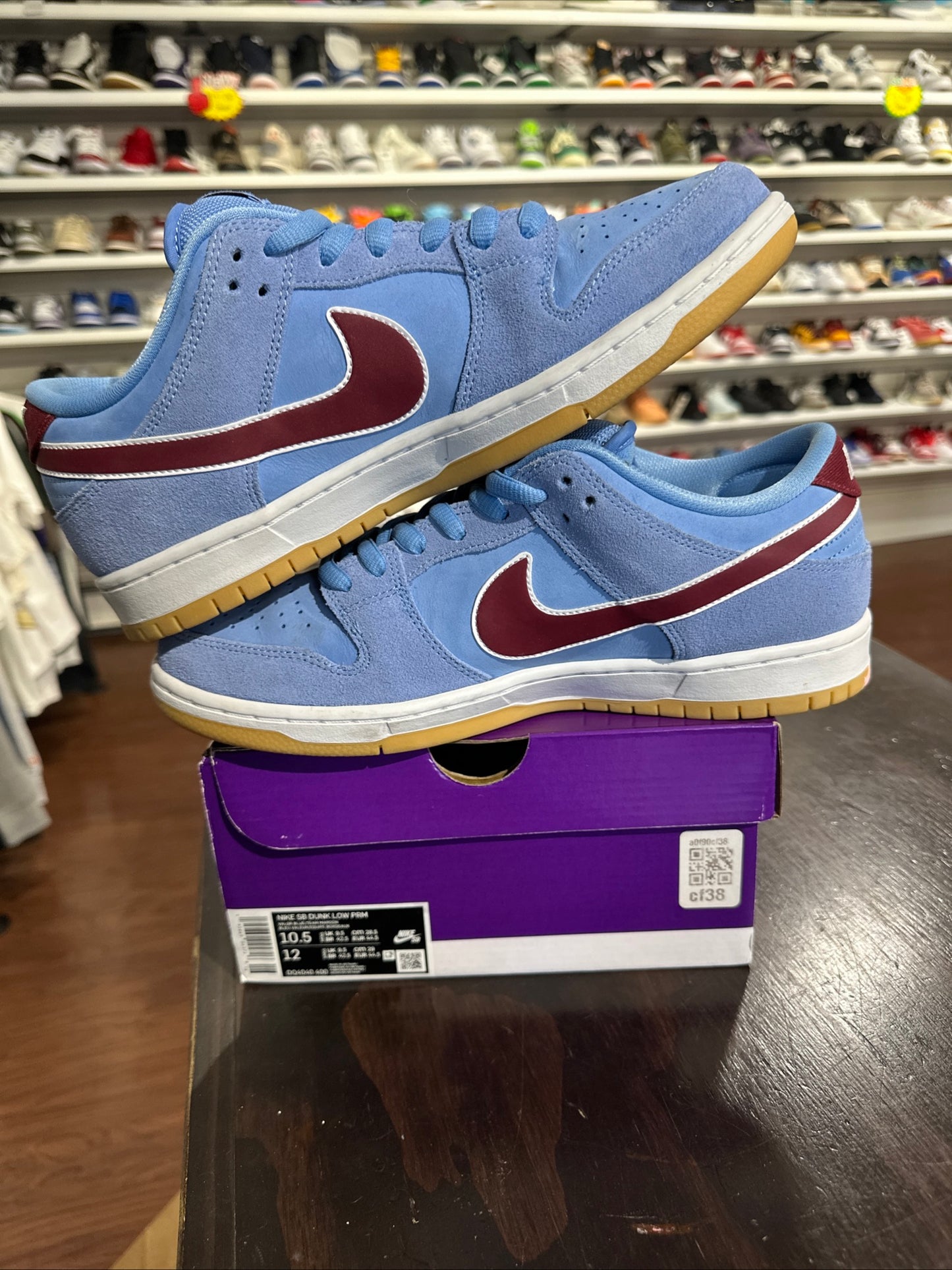*USED* Nike Sb Phillies (Size 10.5)