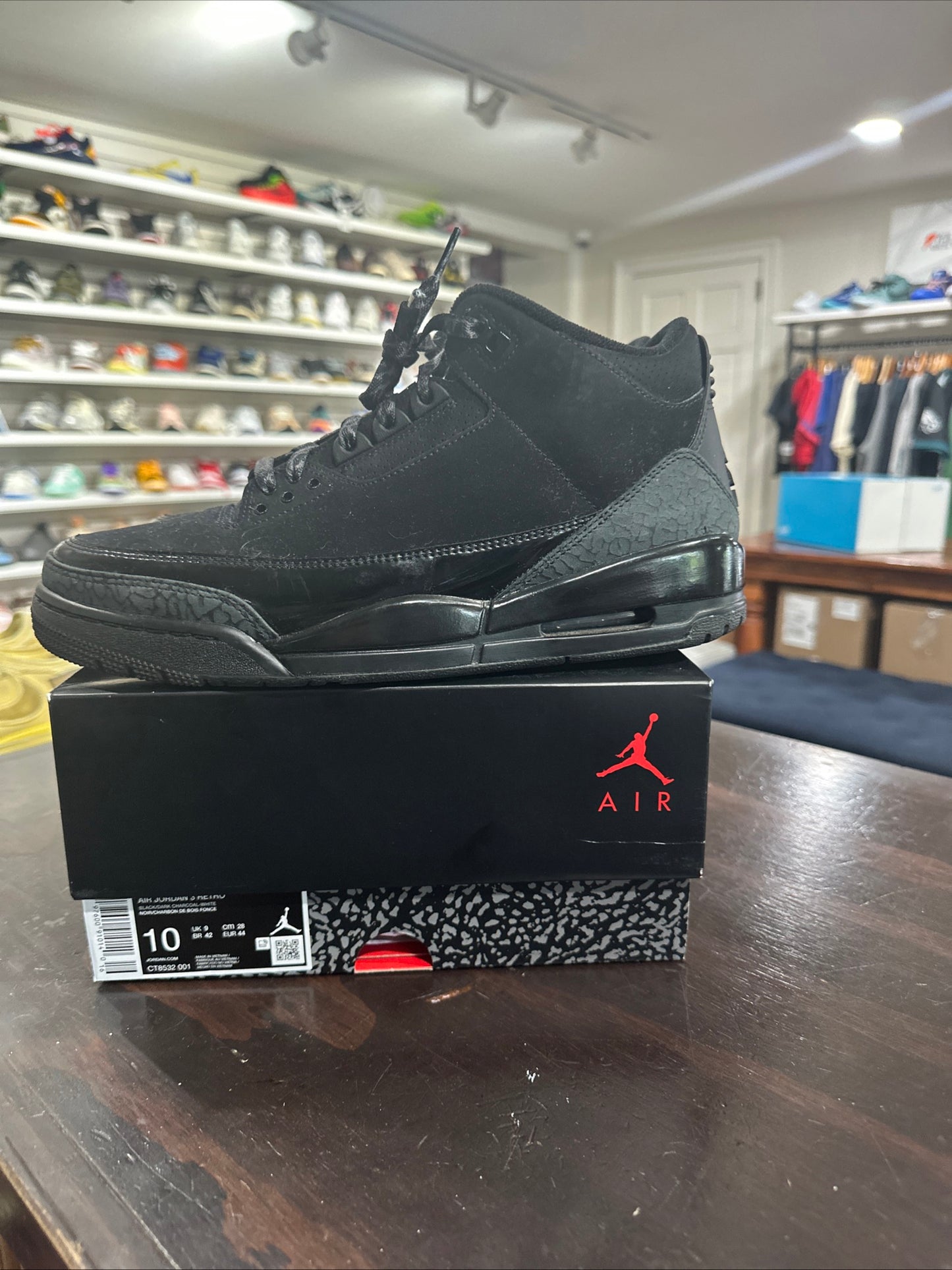 *USED* Jordan 3 Black Cat (Size 10)