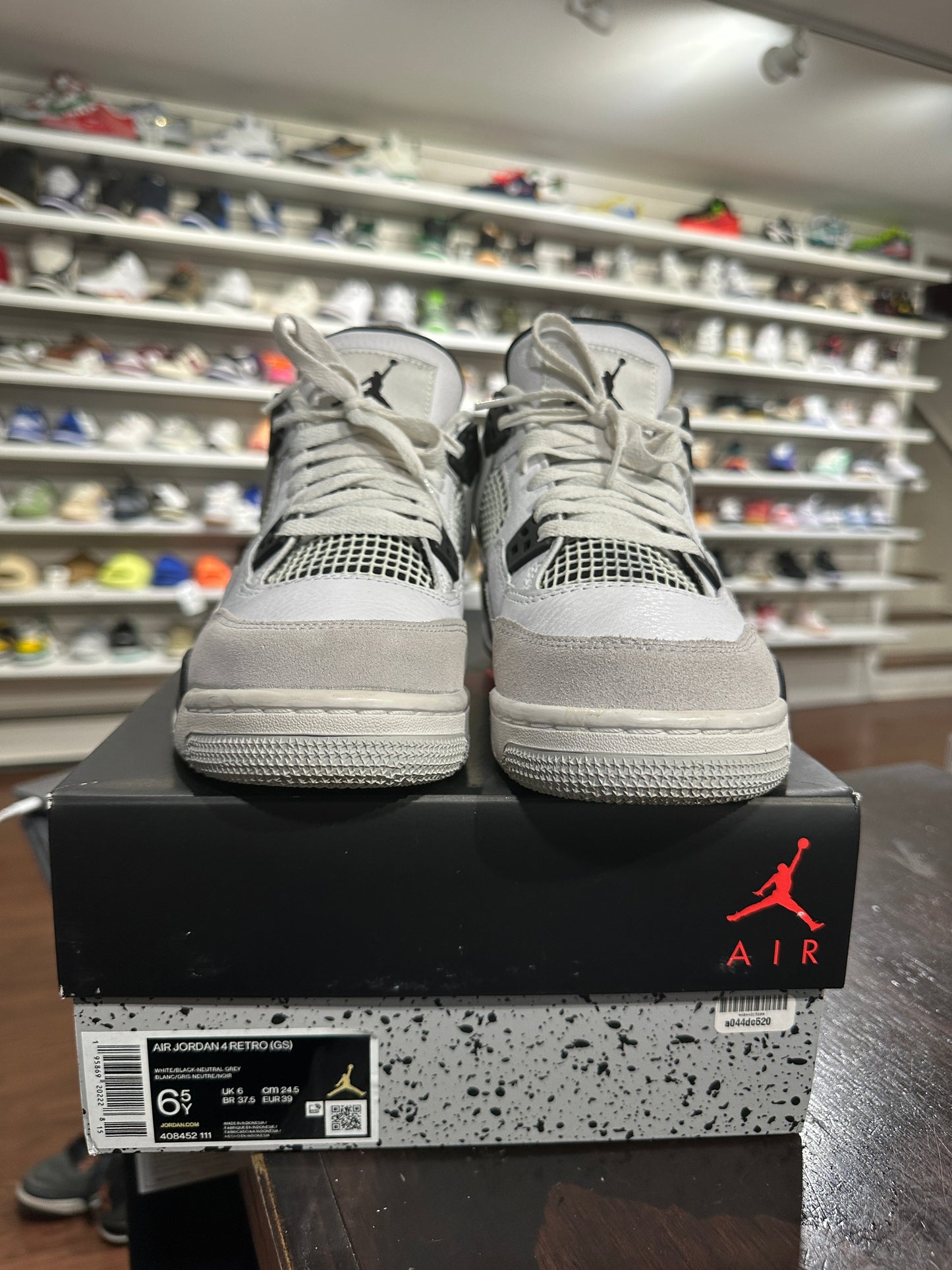 *USED* Jordan 4 Military Black (SIZE 6.5Y)