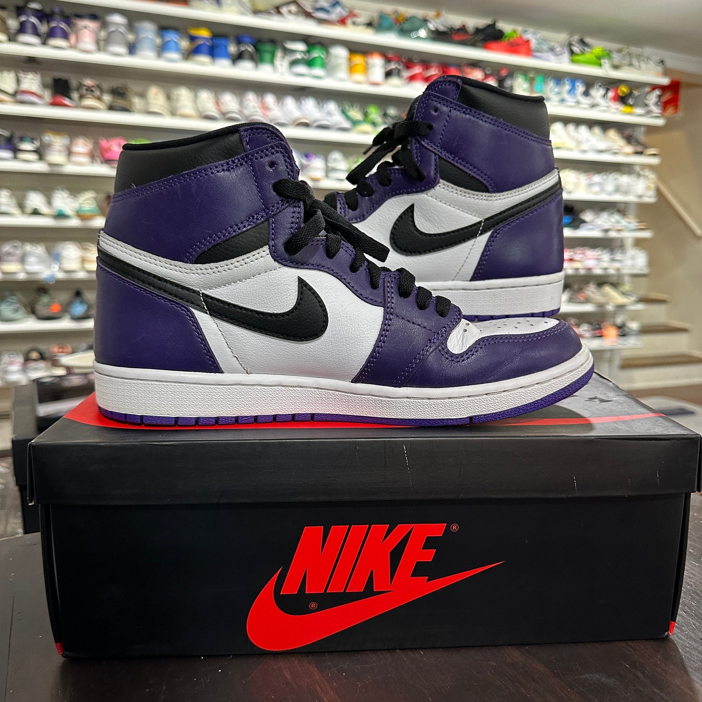 *USED* Air Jordan 1 Court Purple (Size 8.5)