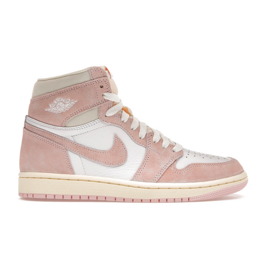 Slip into style with the Nike Air Jordan 1 Retro High OG Washed Pink. Luxurious washed pink material is tied together with '85 Nike Air branding for a timeless casual look that will never go out of style. Create a look that stands out no matter the occasion.