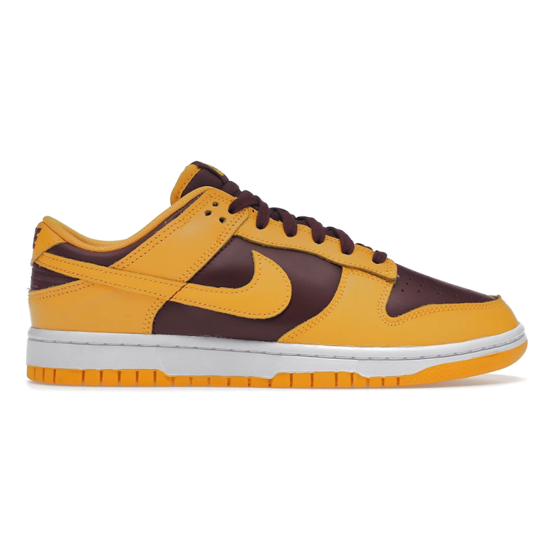 Experience ultimate performance with the Nike Dunk Low ASU. These shoes offer premium cushioning, superior comfort and maximum stability, so you can push your limits and reach your goals. Unleash your inner champion and move with confidence knowing you are equipped with Nike's legendary quality and style.