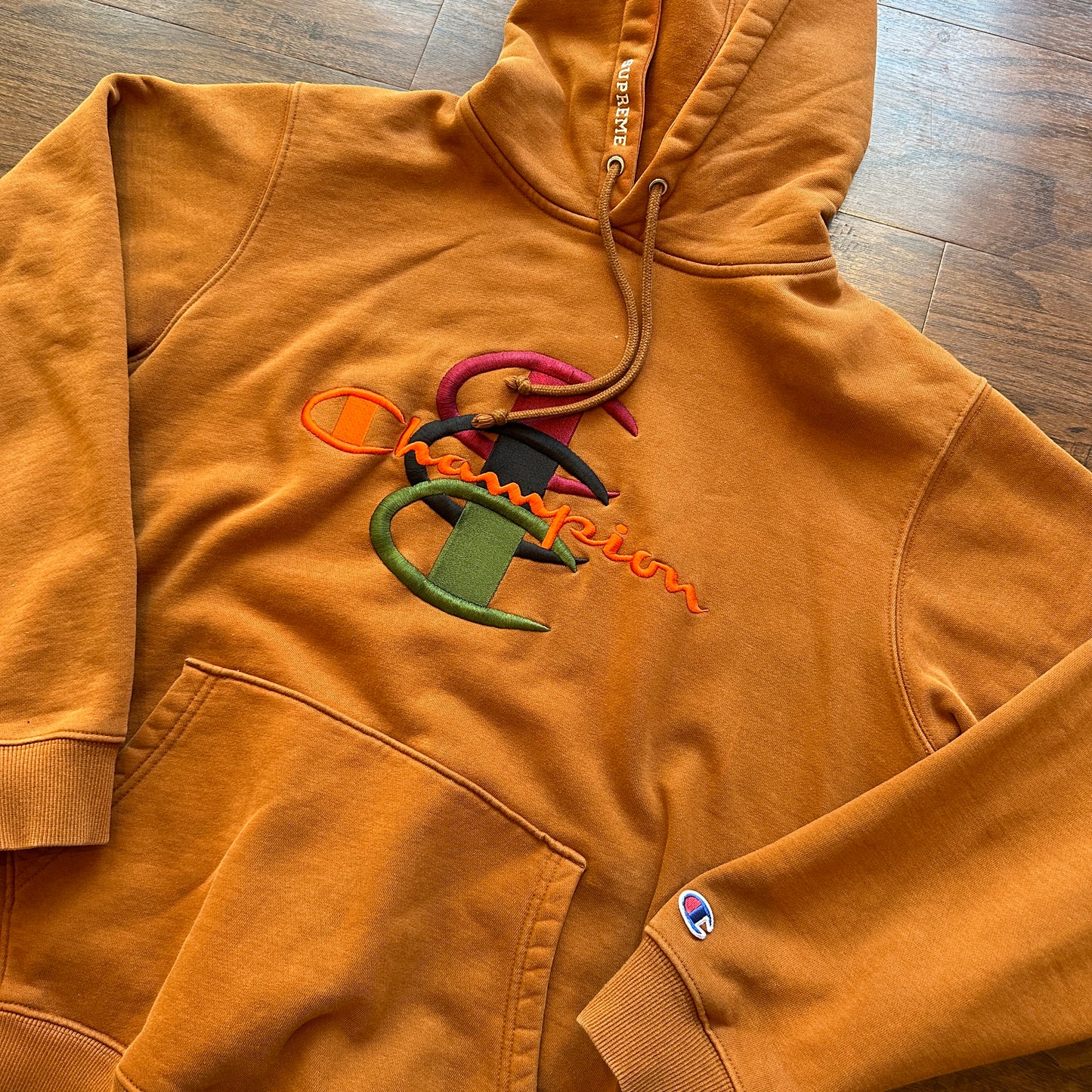Supreme Champion Stacked Logo Hoodie *pre owned* – Sports Connection