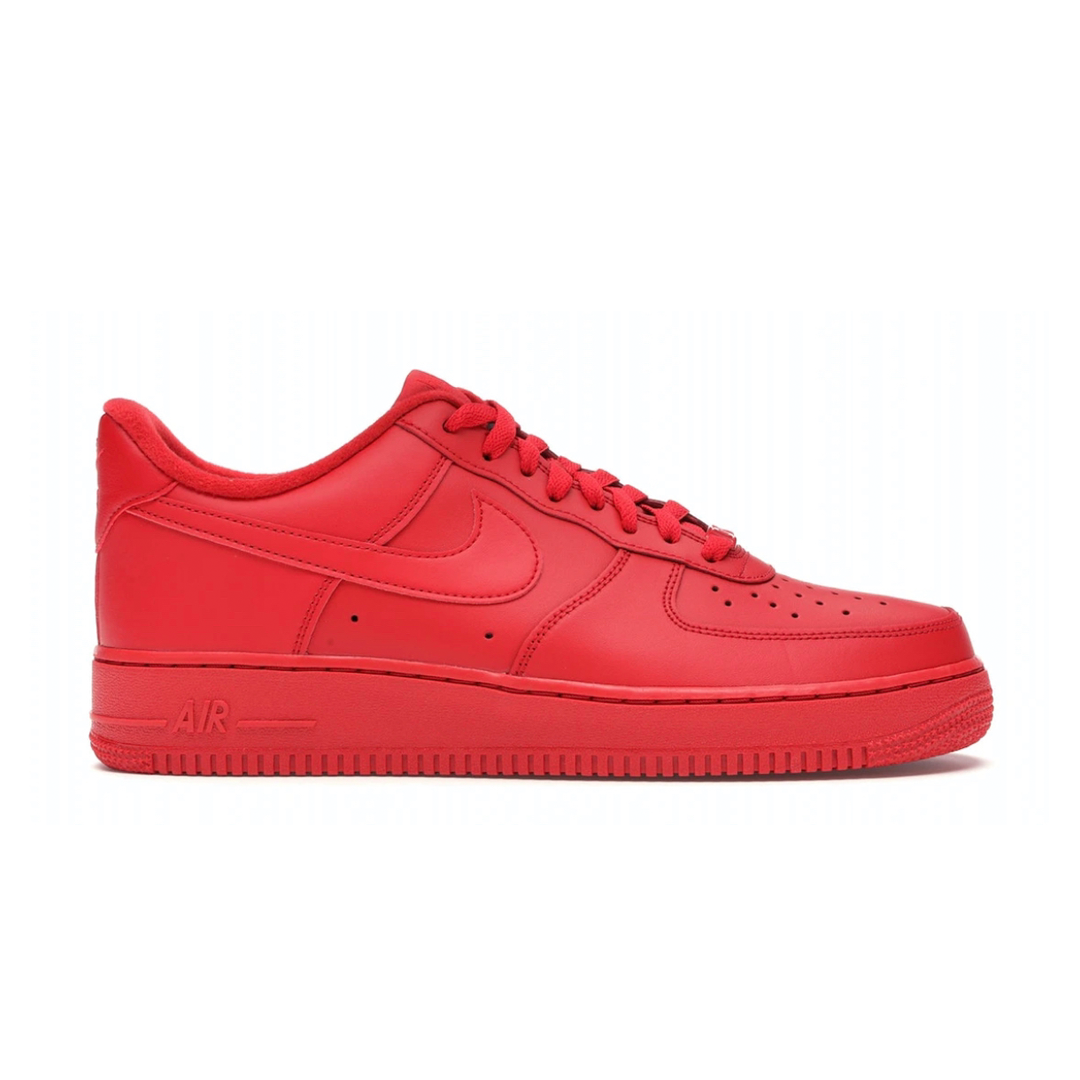 Inspire your inner athlete with the iconic Nike Air Force 1 Low Triple Red. Built with high performance and style in mind, the suede and leather upper will keep you cool and comfortable no matter the occasion. Redefined classic style with a modern twist.
